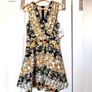 [Xtraordinary] NWT - Black+ivory dress with gold+mustard color flowers /Size M